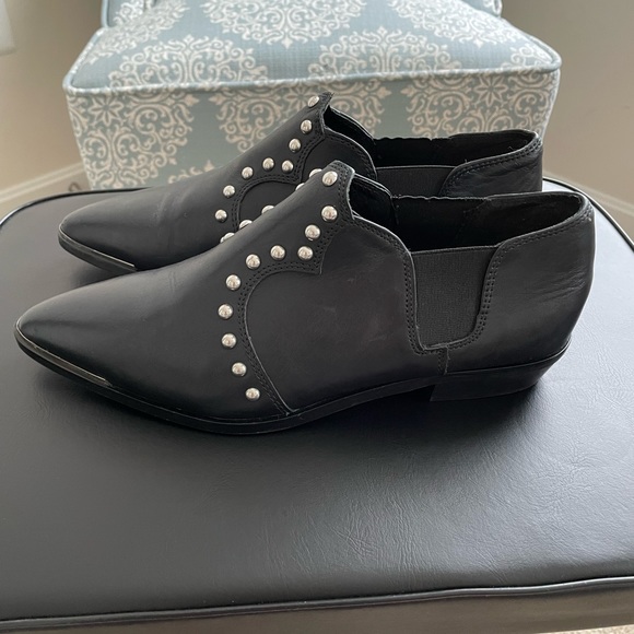 Diesel Women’s Black Leather Studded Booties Size 40 or US9 - Picture 3 of 6